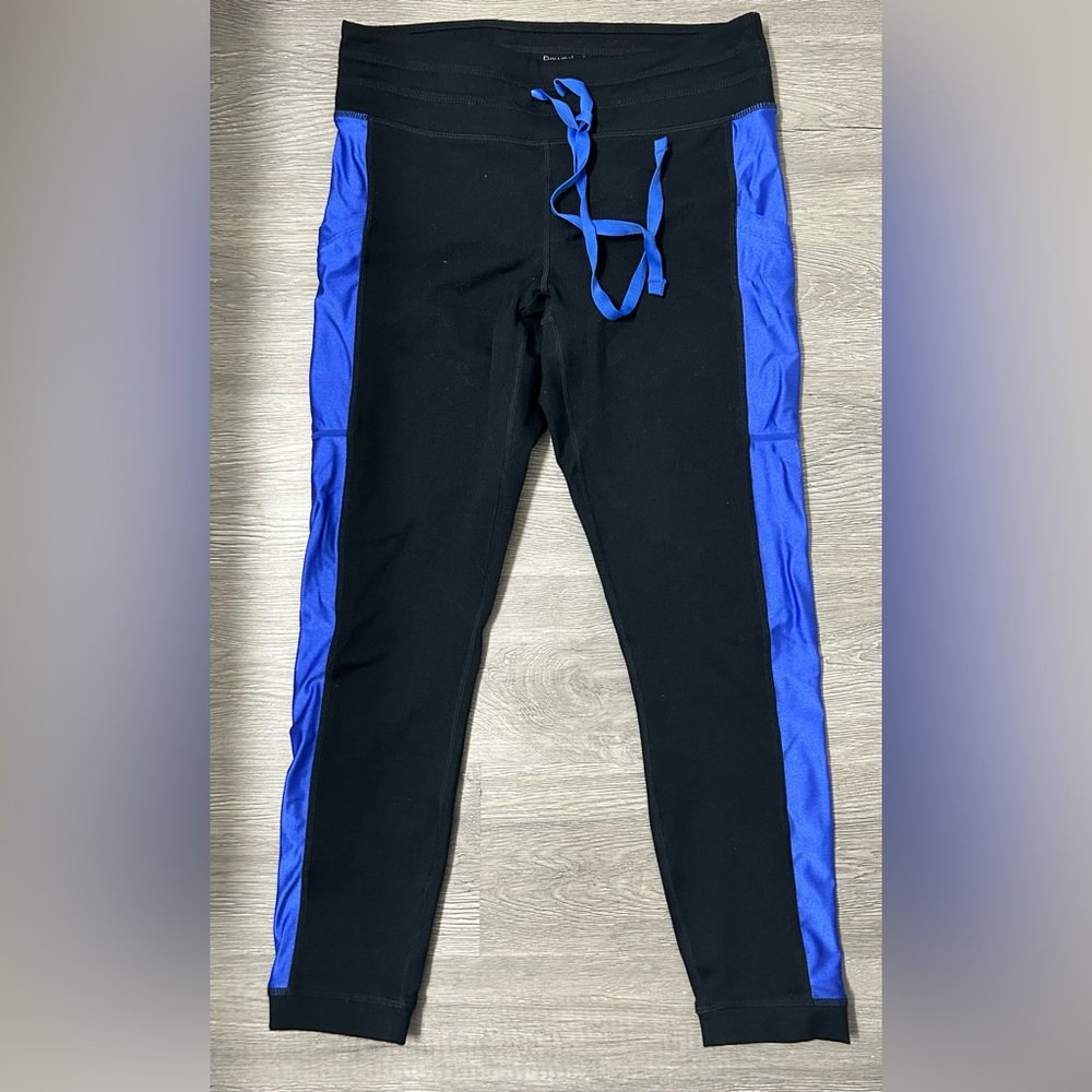Fabletics crop leggings